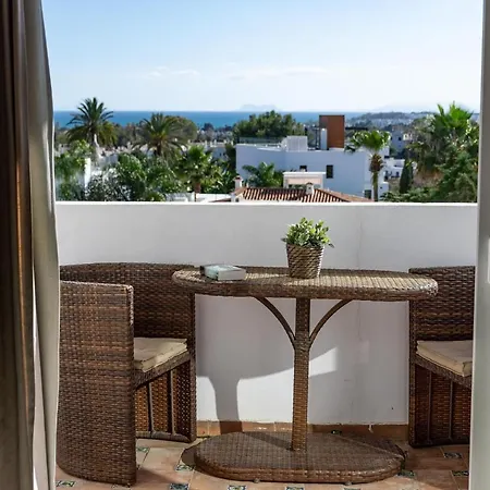 Rg - Elegant 2 Bedroom In Puerto B Apartment