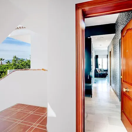 Apartment Rg - Elegant 2 Bedroom In Puerto B